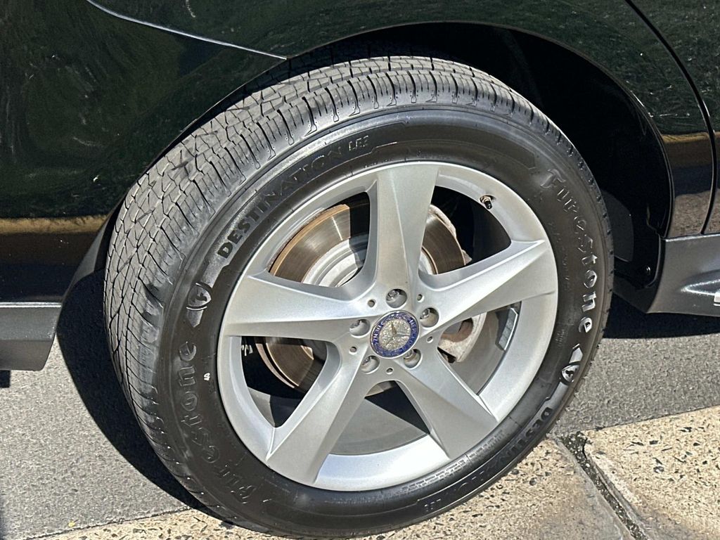 Thumbnail: 2017 Mercedes-Benz GLE - 16