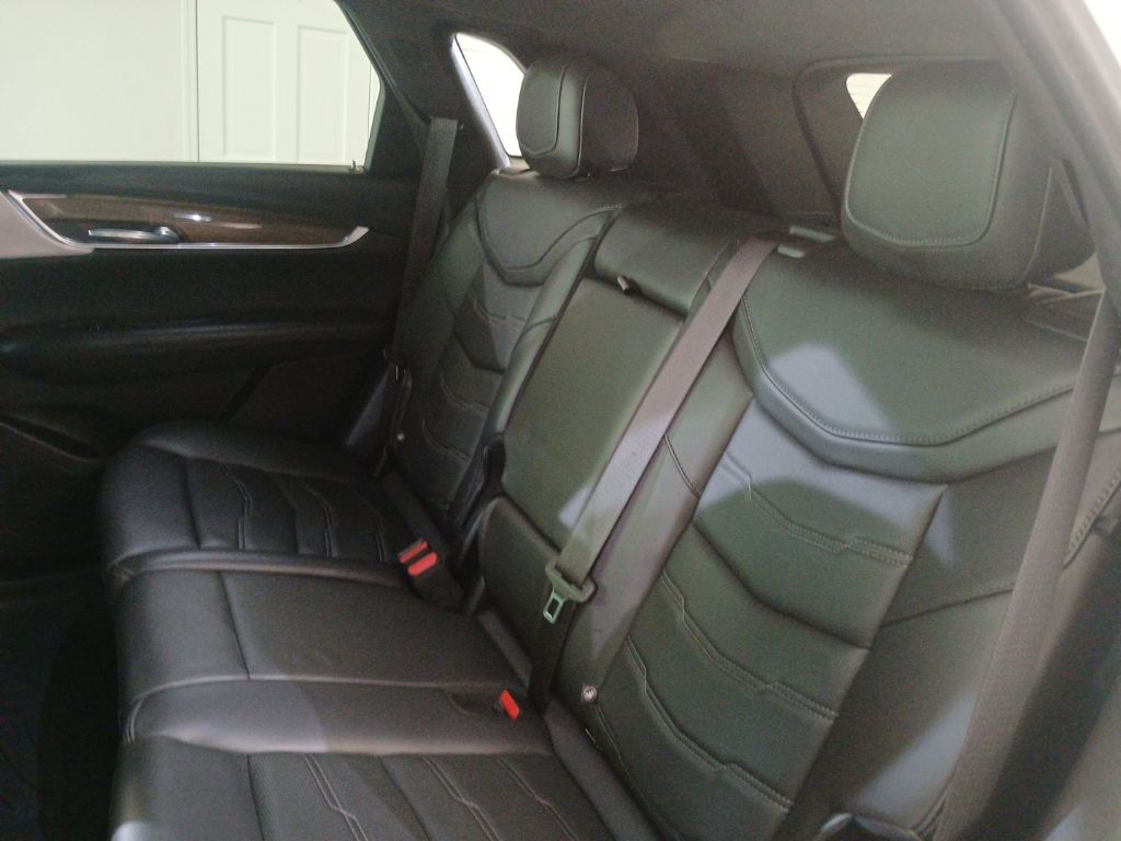 used 2022 Cadillac XT5 car, priced at $32,550