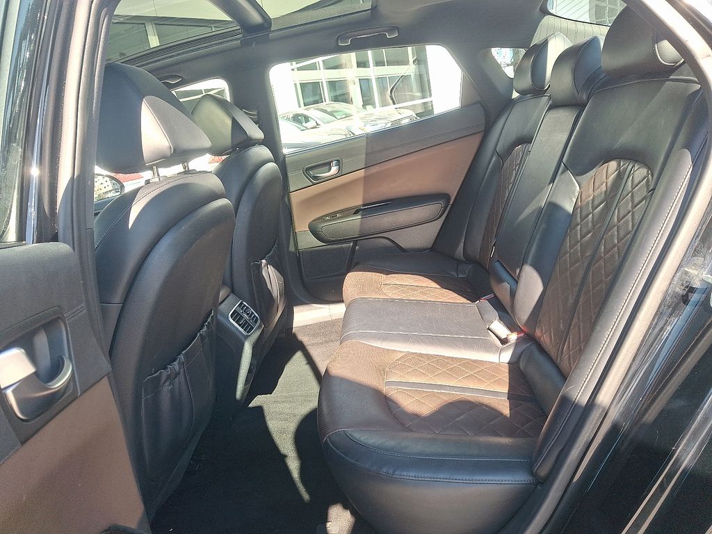 Thumbnail: 2019 Kia Optima - 10