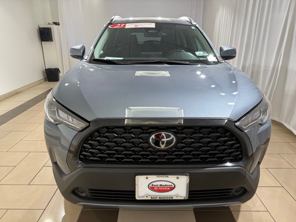 2023 Toyota Corolla Cross LE 8