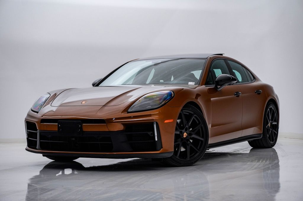2025 Porsche Panamera 4 AWD