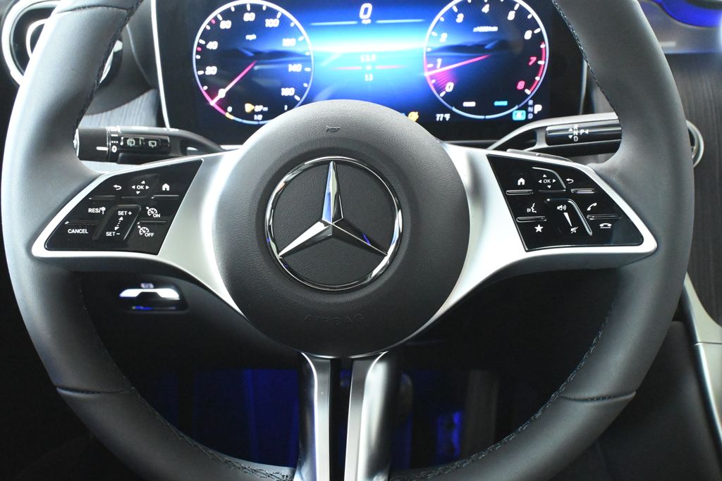 Thumbnail: 2026 Mercedes-Benz GLC - 18