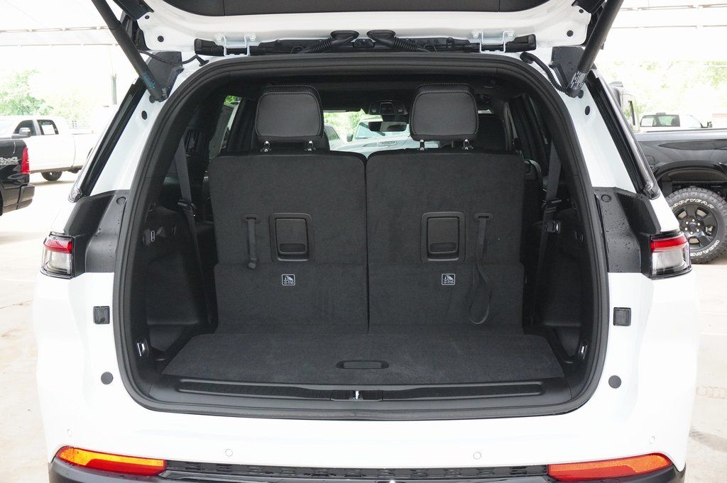 New Car 2025 Jeep Grand Cherokee L  Altitude X For Sale Under $50,000 In Weatherford, Texas