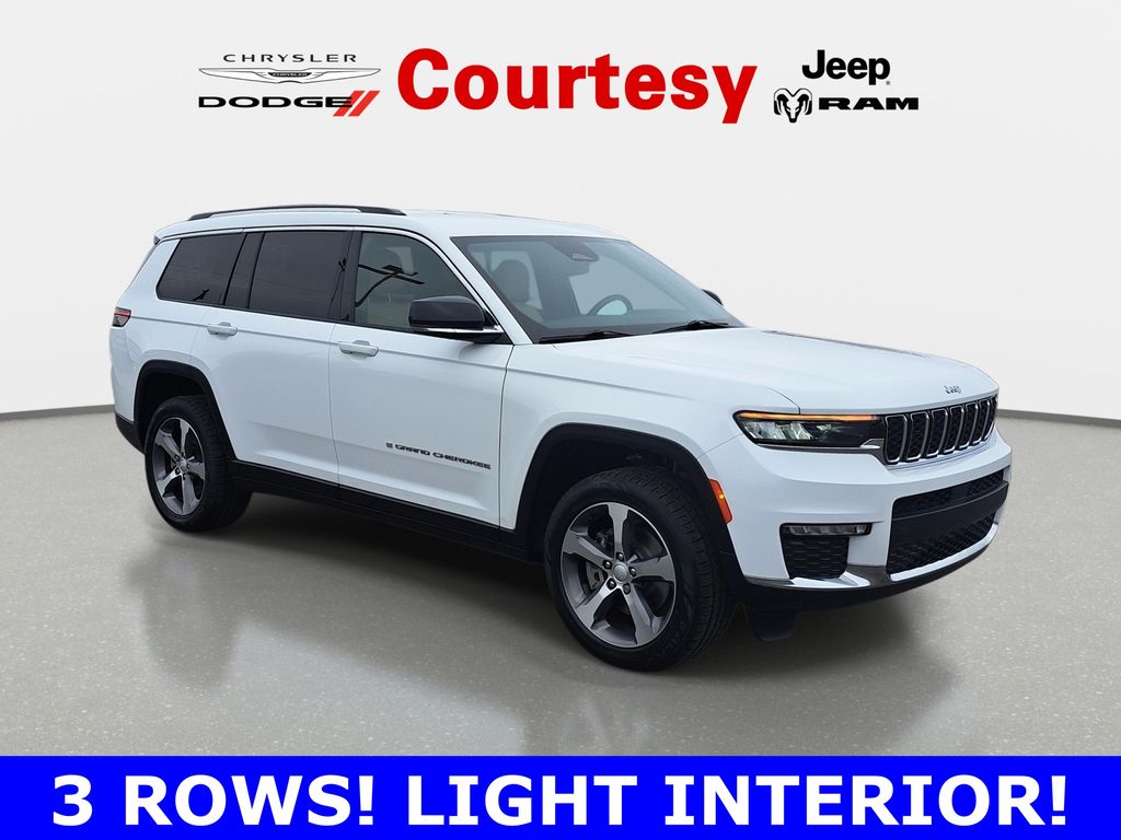 Bright White Clearcoat 2023 Jeep Grand Cherokee L Limited 4WD SUV / Crossover Four-Wheel Drive 8-Speed Automatic