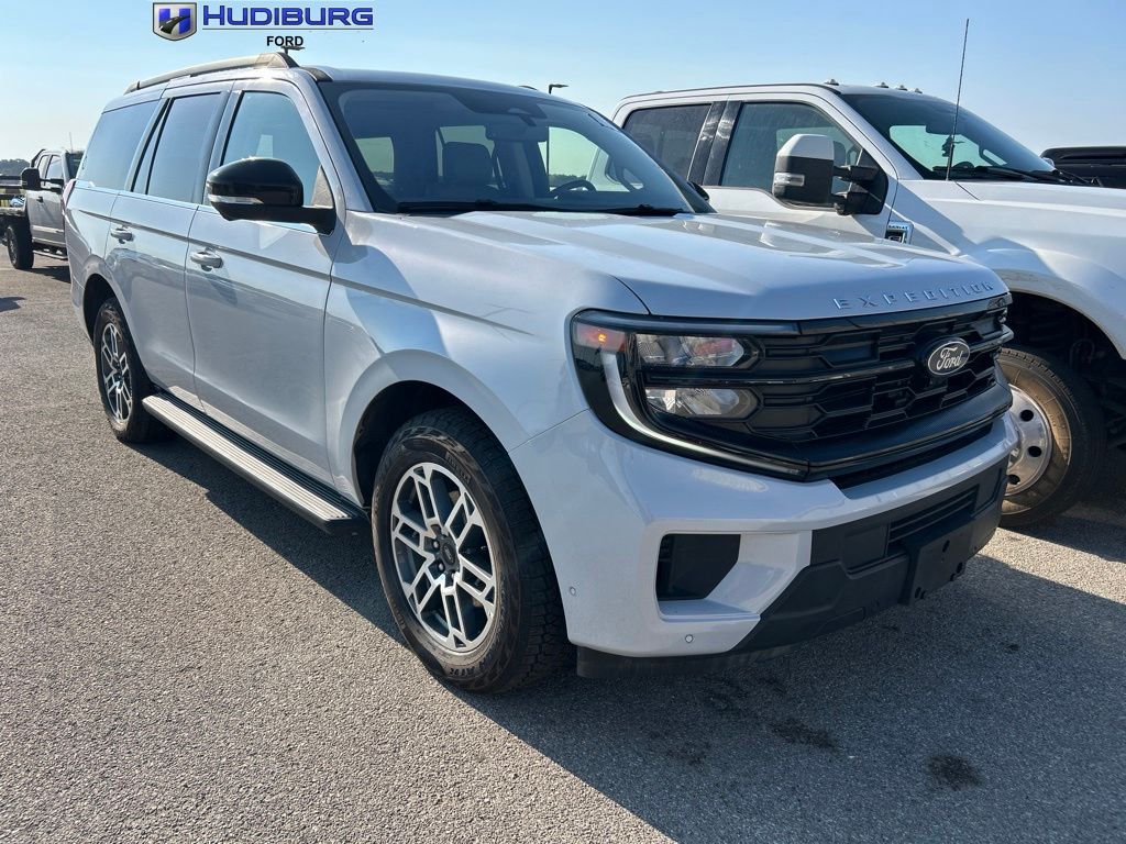 Silver Metallic 2025 Ford Expedition SUV / Crossover Four-Wheel Drive Automatic