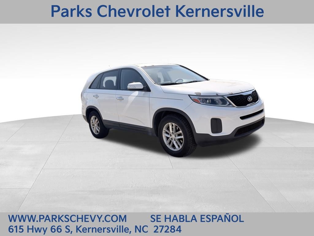 Snow White Pearl 2015 Kia Sorento LX SUV / Crossover Front-Wheel Drive 6-Speed Automatic