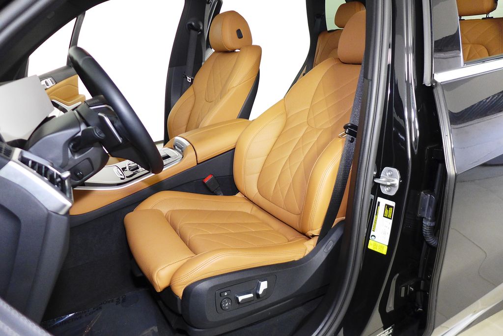 Thumbnail: 2024 BMW X5 - 21