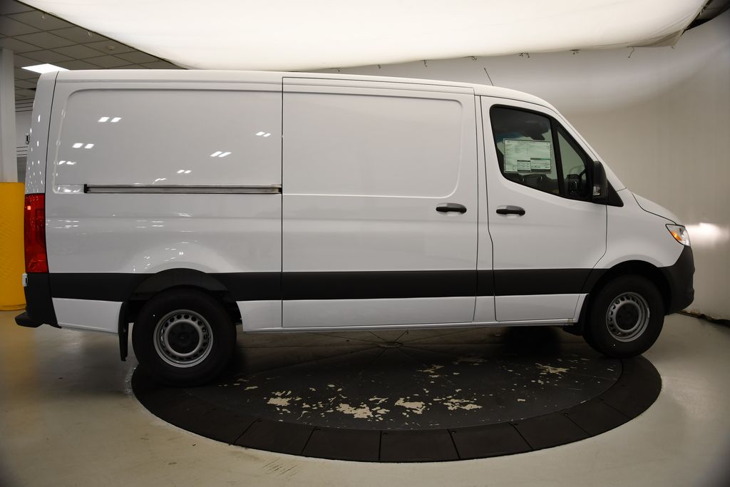 2025 Mercedes-Benz Sprinter 2500 5