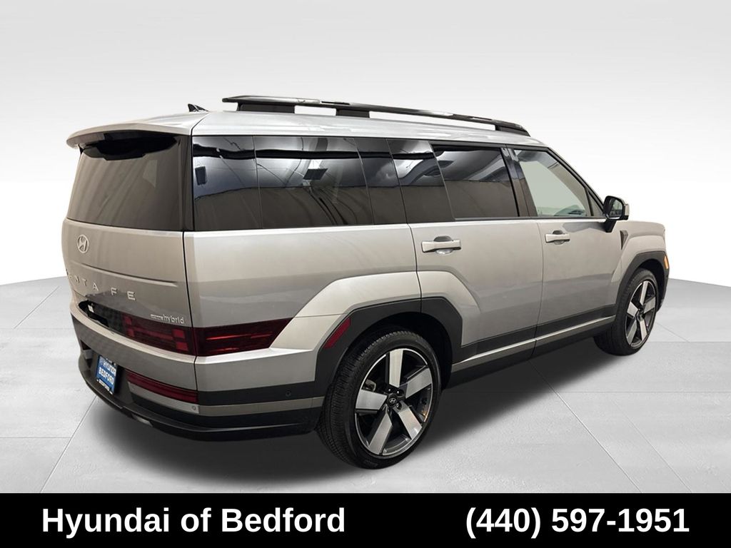 2025 Hyundai Santa Fe Hybrid Limited - Image 5