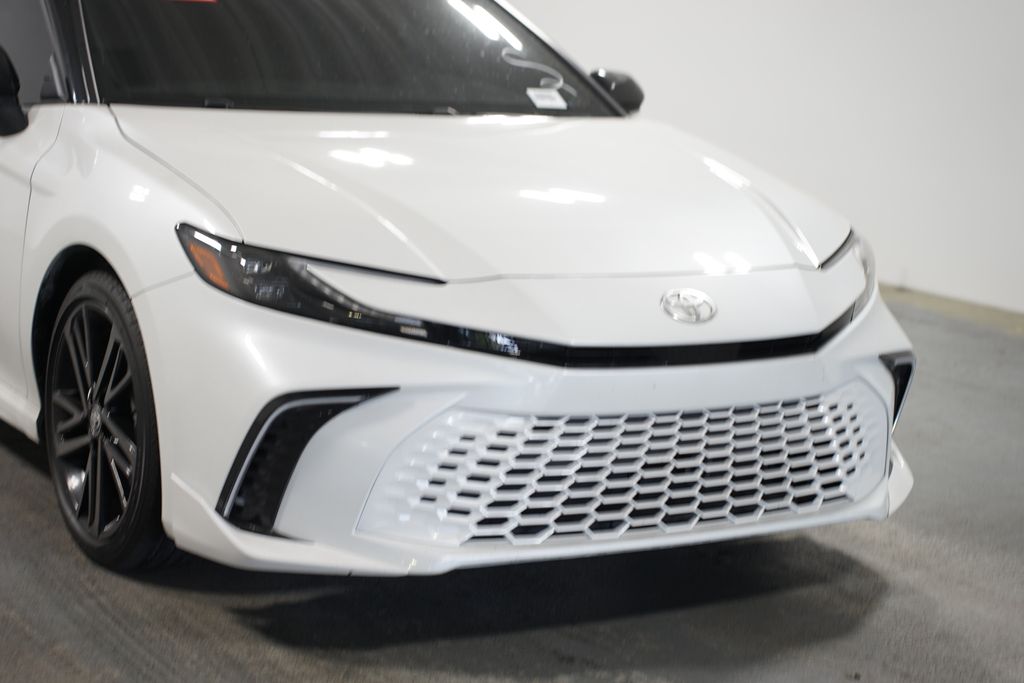2025 Toyota Camry XSE 4