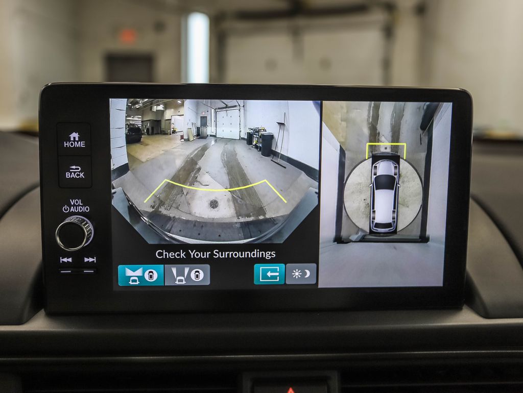 Thumbnail: 2025 Honda Pilot - 17