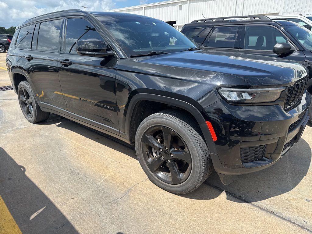 2023 Jeep Grand Cherokee L Altitude's photo
