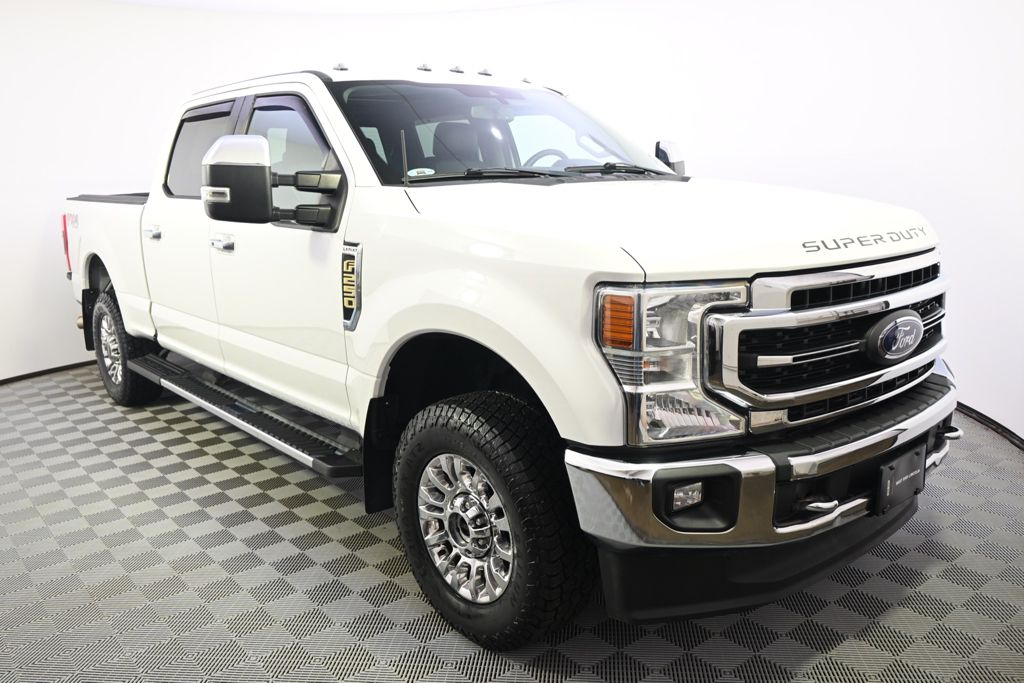 Used 2020 White Ford Lariat image 4
