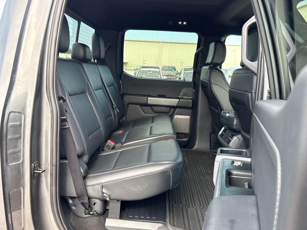 Certified Used 2025 Gray Ford XLT image 30