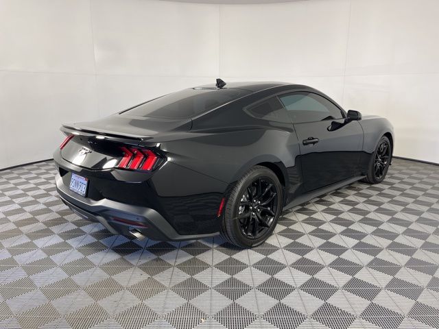 Thumbnail: 2025 Ford Mustang - 4