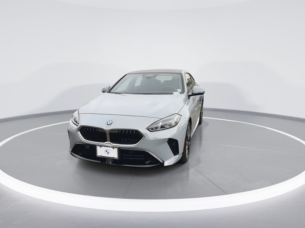 Thumbnail: 2025 BMW 2 Series - 3