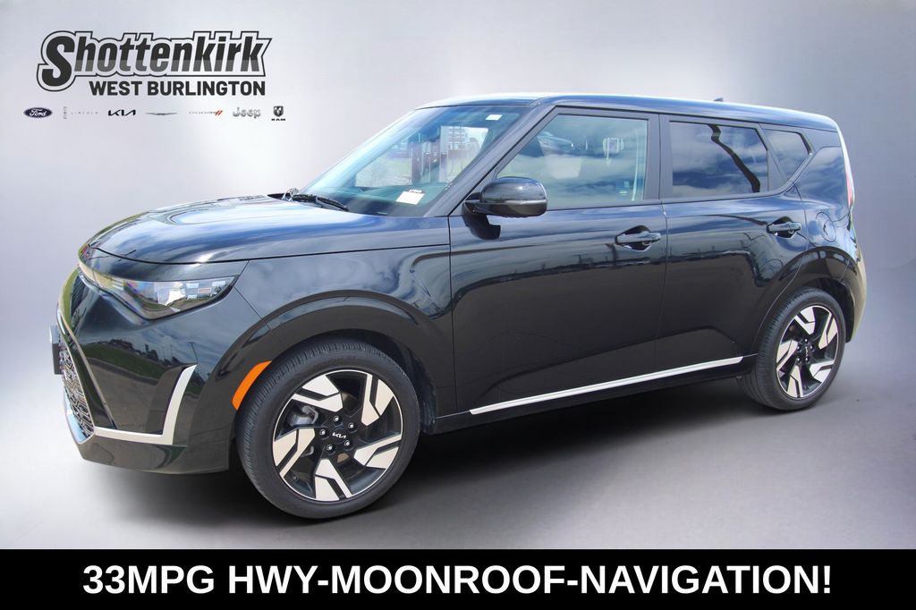 2023 Kia Soul 2.0LT GT-Line IVT's photo