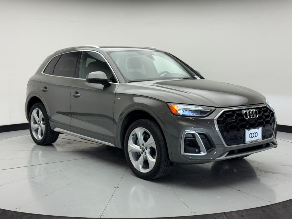 Thumbnail: 2023 Audi Q5 - 4