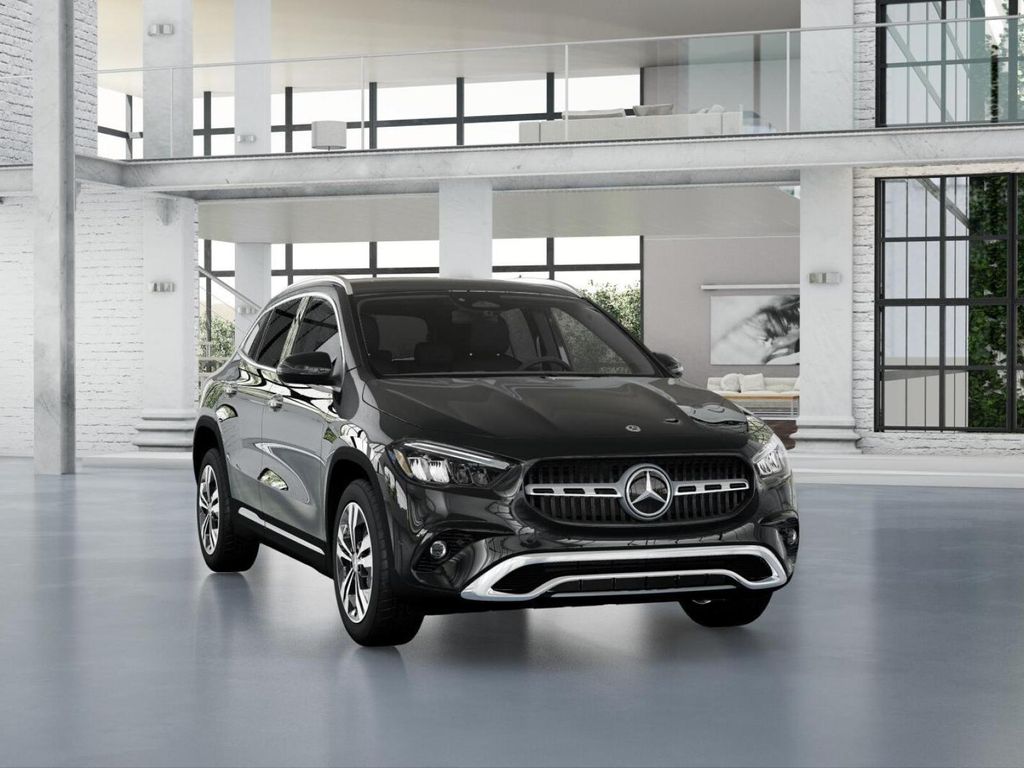 2025 Mercedes-Benz GLA 250 4MATIC 9