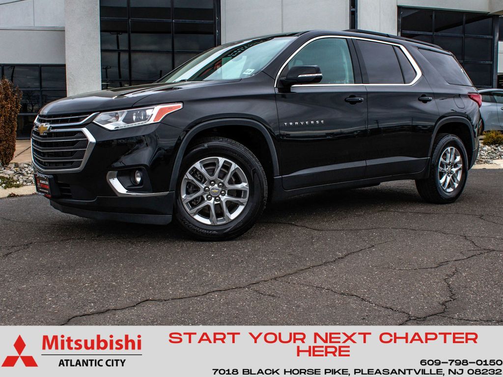 Mosaic Black Metallic 2021 Chevrolet Traverse LT Cloth AWD SUV / Crossover Four-Wheel Drive 9-Speed Automatic