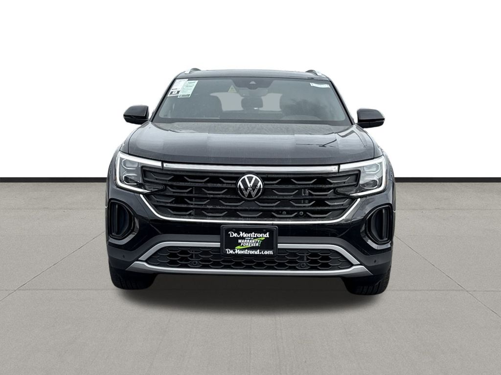 2026 Volkswagen Atlas Cross Sport 2.0T SE w/Technology Black at DeMontrond Auto Country