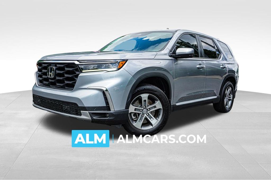 Lunar Silver Metallic 2025 Honda Pilot SUV / Crossover Front-Wheel Drive Automatic