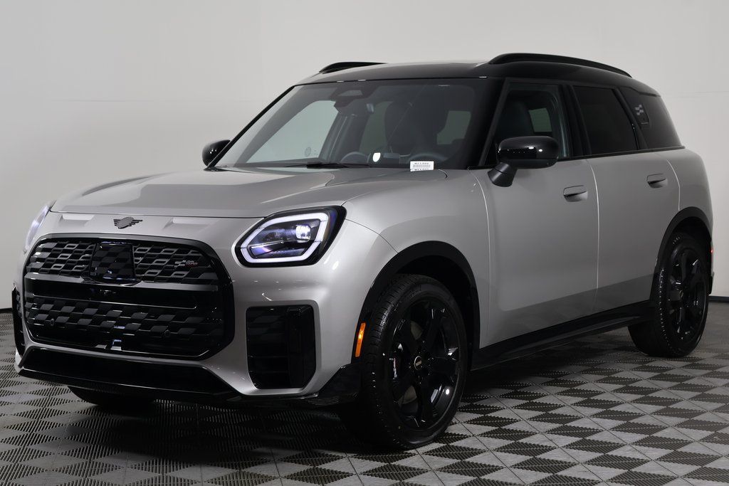 Thumbnail: 2027 MINI Cooper Countryman - 1