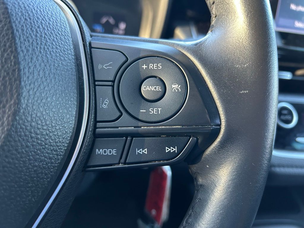 Thumbnail: 2022 Toyota Corolla - 17