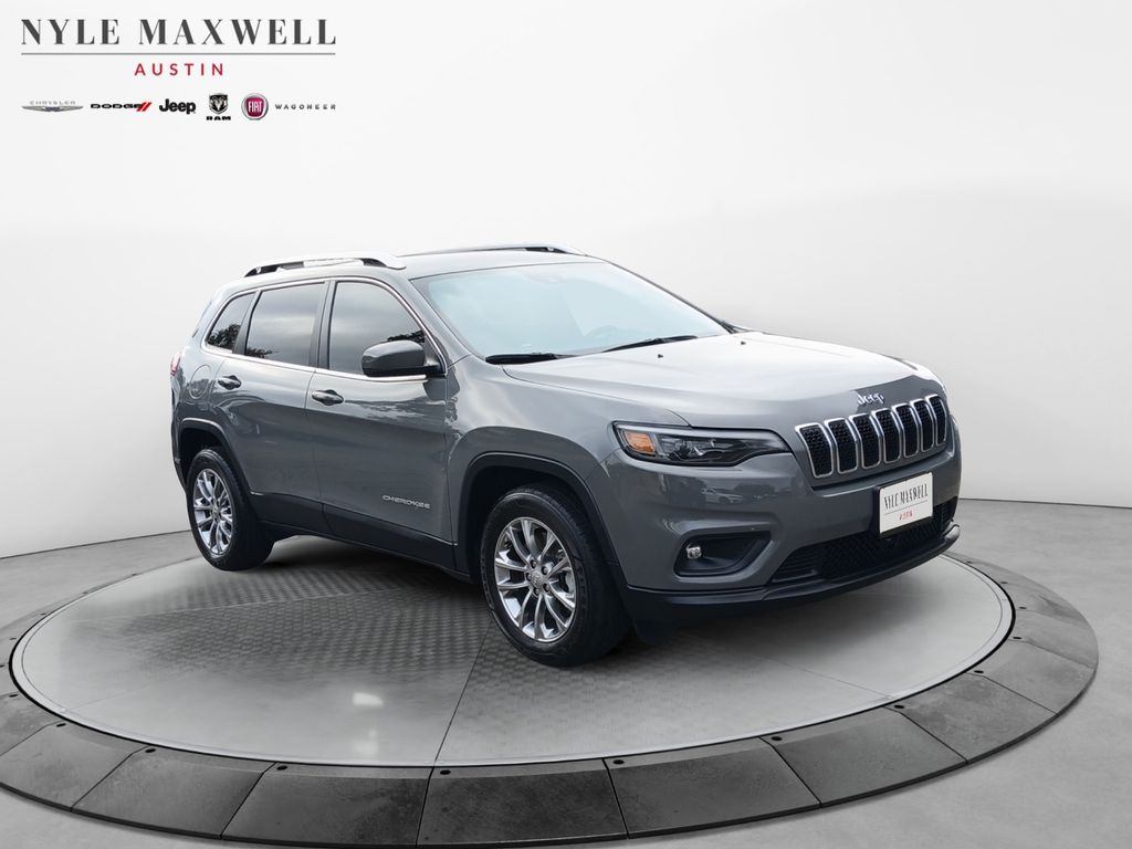 Used Car 2021 Jeep Cherokee  Latitude Lux For Sale Under $25,000 In Austin, Texas