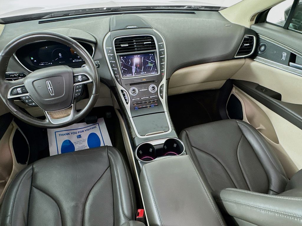 Used Car 2020 Lincoln Nautilus  Reserve For Sale Under $25,000 In Austin, Texas