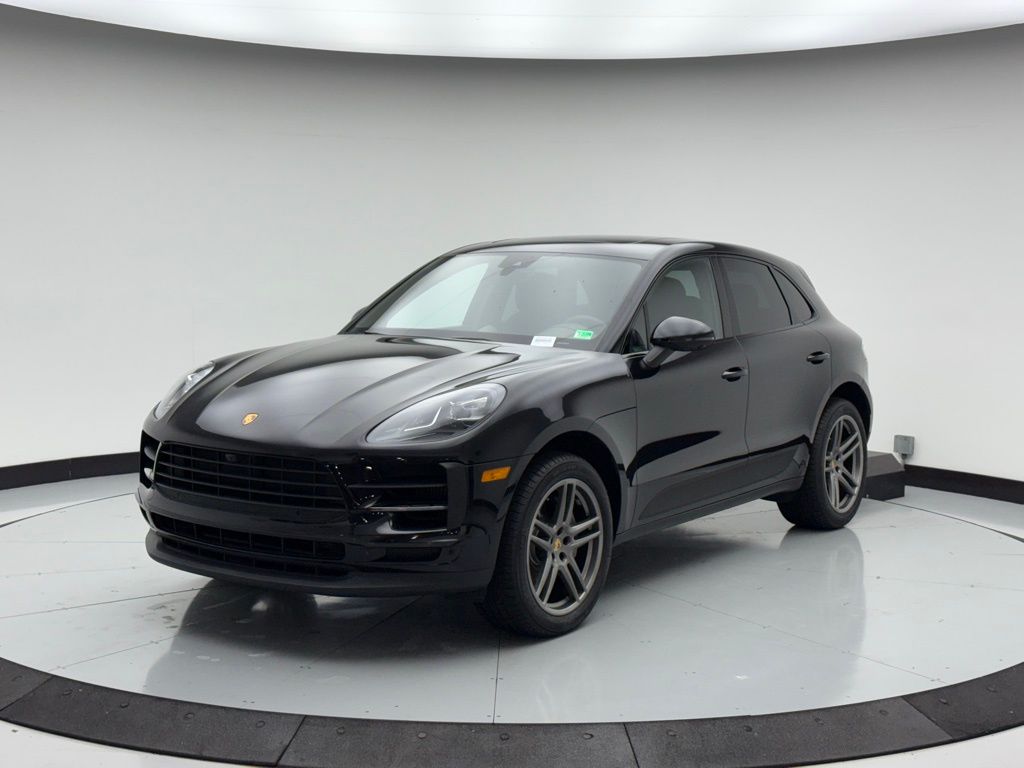 2021 Porsche Macan S -
                Chantilly, VA