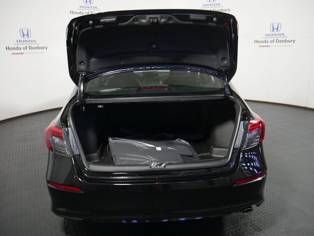2025 Honda Civic Sport 8