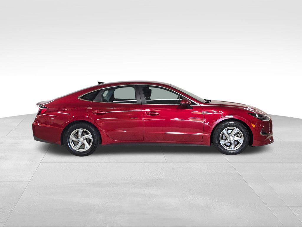 2023 Hyundai Sonata SE photo 4