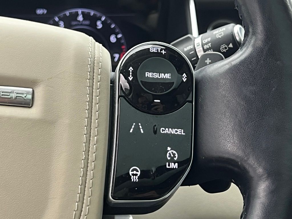 Thumbnail: 2021 Land Rover Range Rover - 19