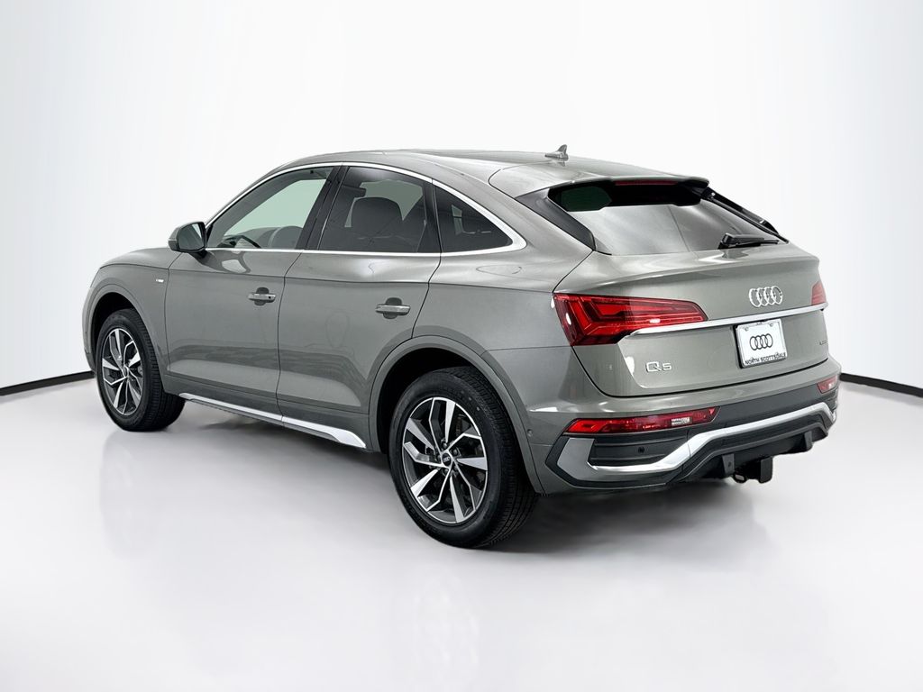 Thumbnail: 2023 Audi Q5 - 7