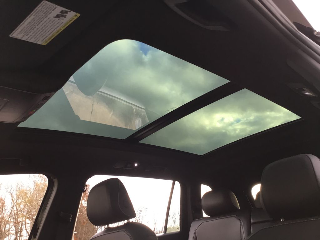 Thumbnail: 2024 Volkswagen Tiguan - 25