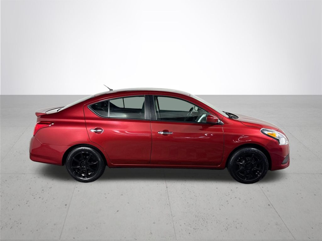 2019 Nissan Versa 1.6 SV