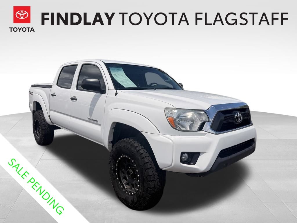 Super White 2015 Toyota Tacoma Pickup Truck Four-Wheel Drive 5-Speed Automatic