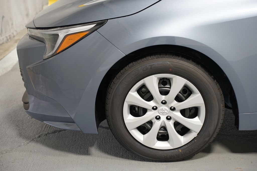 Thumbnail: 2025 Toyota Corolla - 5