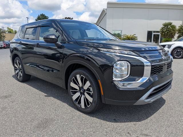 Used 2025 Mitsubishi Outlander SUV