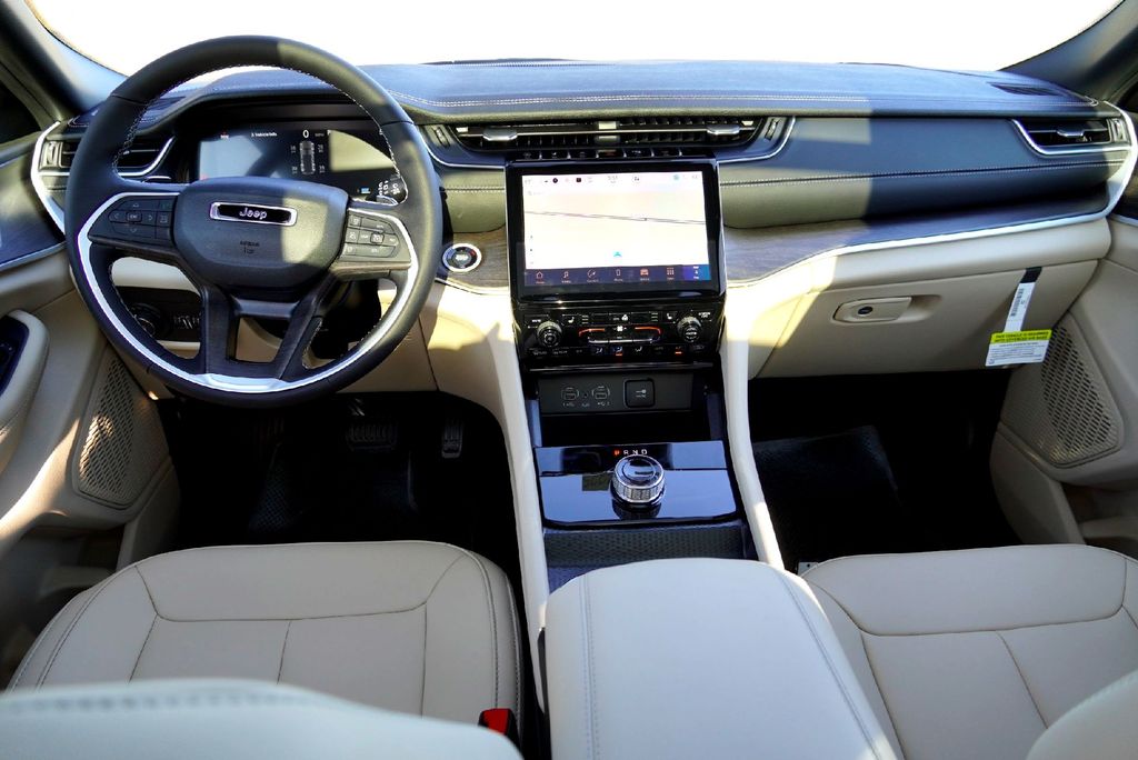 New Car 2025 Jeep Grand Cherokee  Limited For Sale Under $40,000 In Taylor, Texas