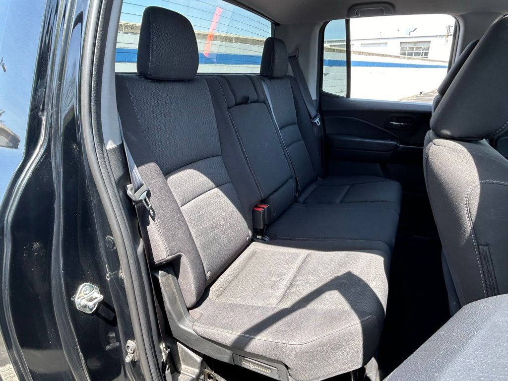 2019 Honda Ridgeline Sport 22