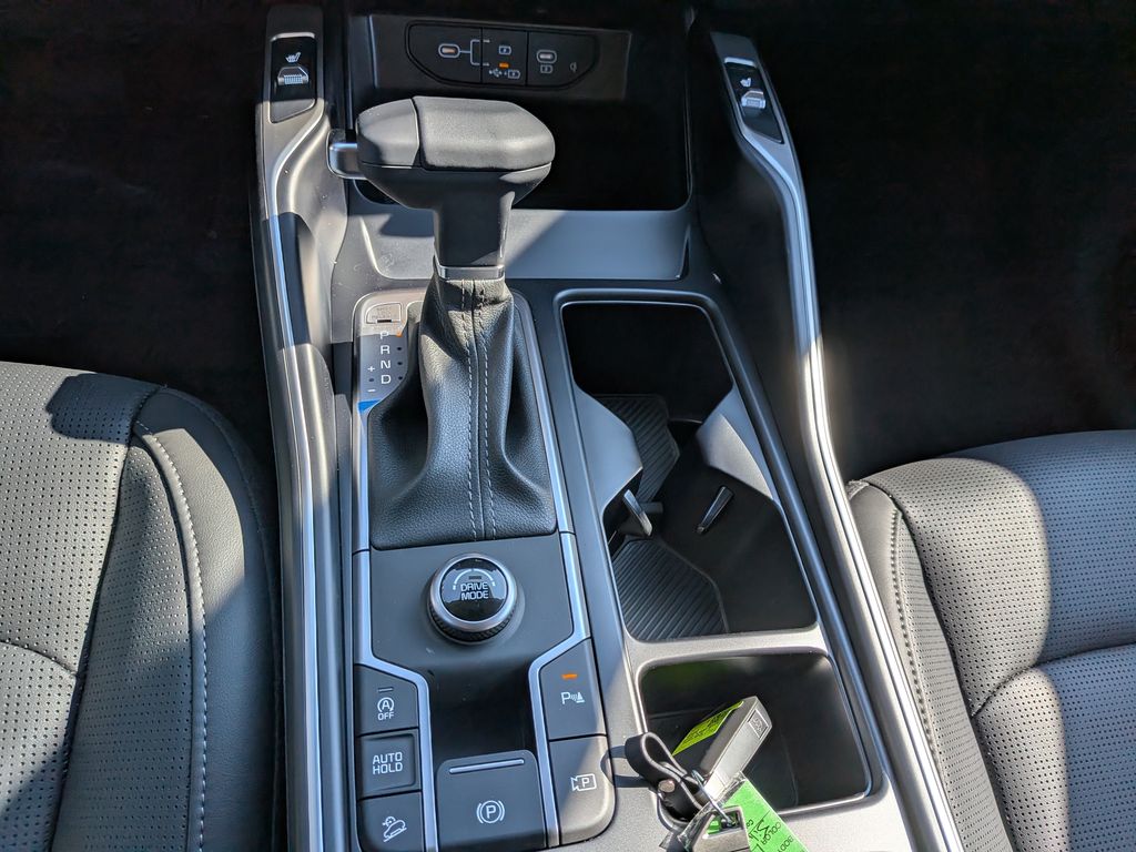New 2026 White Kia EX image 20