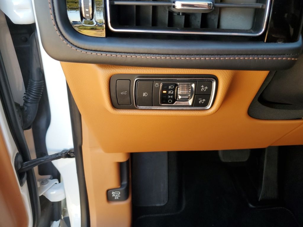 Used Car 2020 Lincoln Aviator  Black Label For Sale Under $35,000 In Austin, Texas