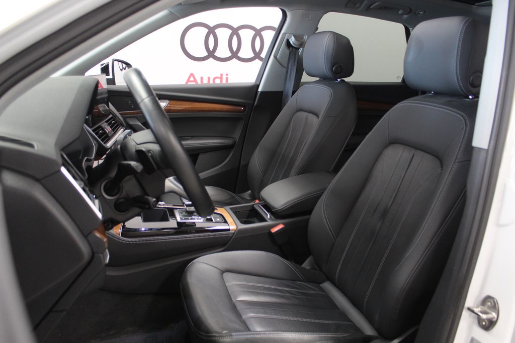 Thumbnail: 2022 Audi Q5 - 12