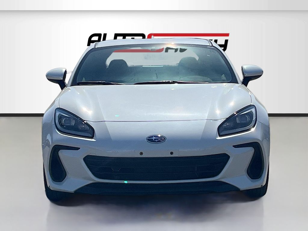 Used 2024 White Subaru Limited image 2