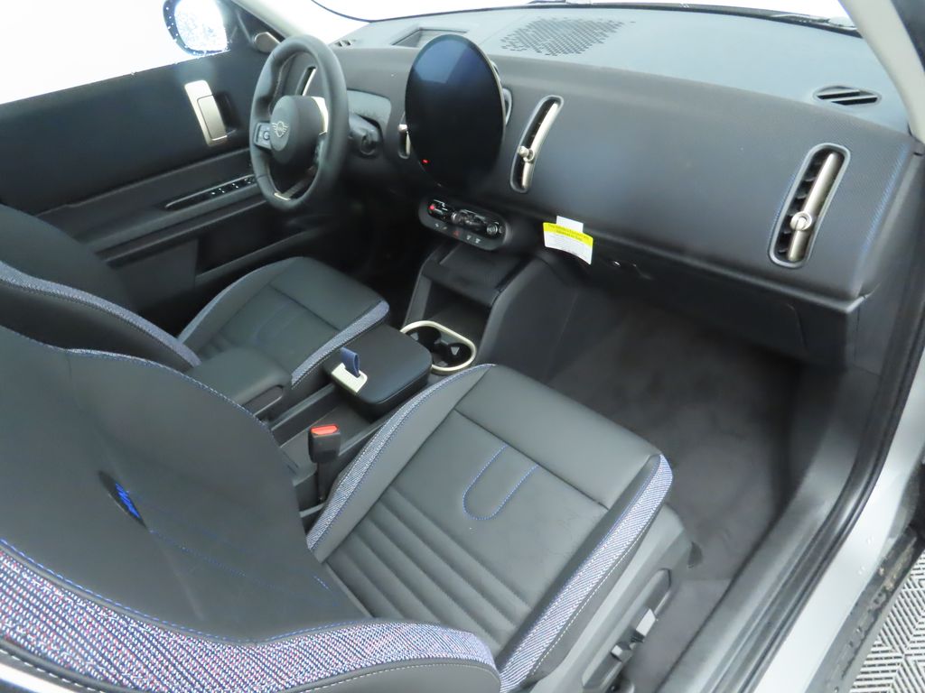 Thumbnail: 2025 MINI Cooper Countryman - 24