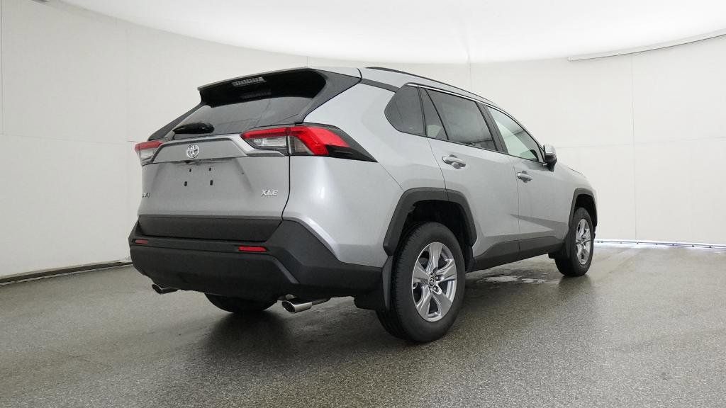 Thumbnail: 2025 Toyota RAV4 - 22