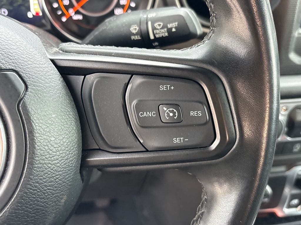 Used 2022 White Jeep Willys image 19