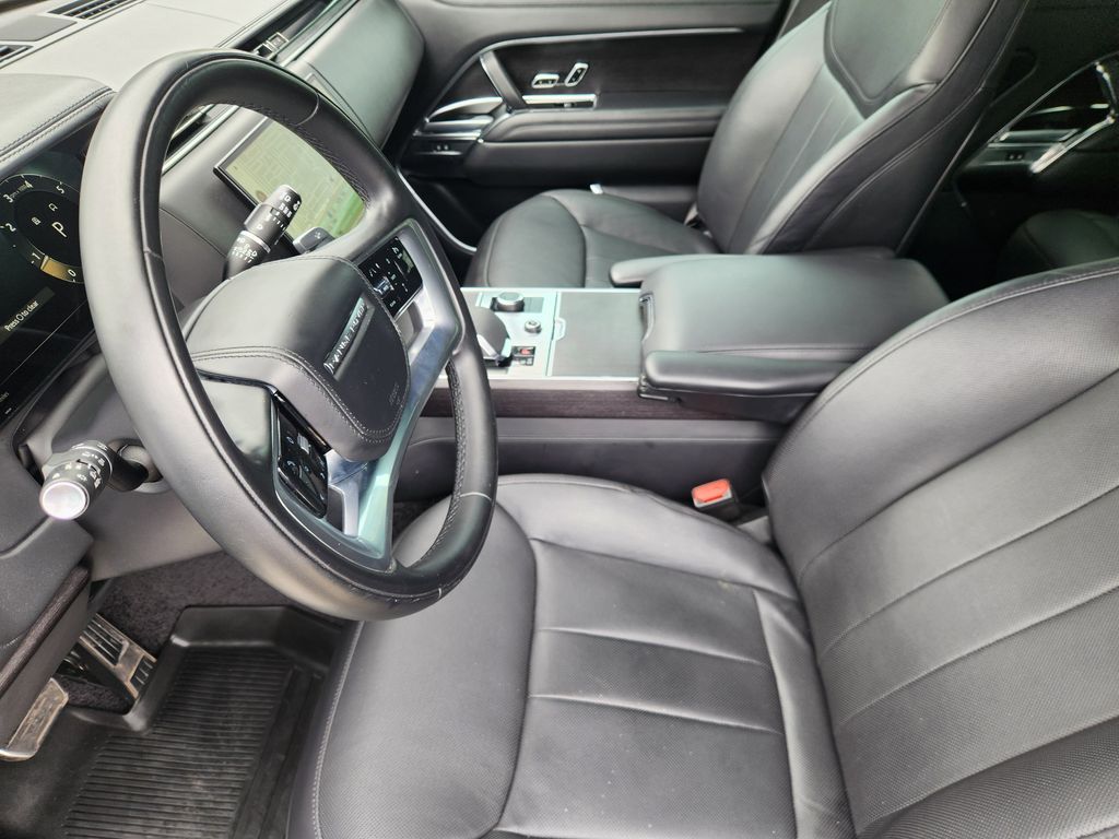 2023 Land Rover Range Rover SE  at Ultimate Motorsports